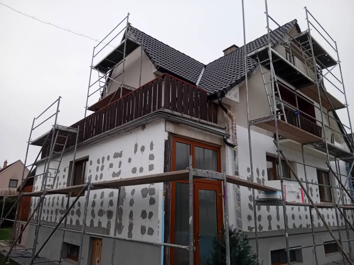 Zatepľovanie fasády krok za krokom
